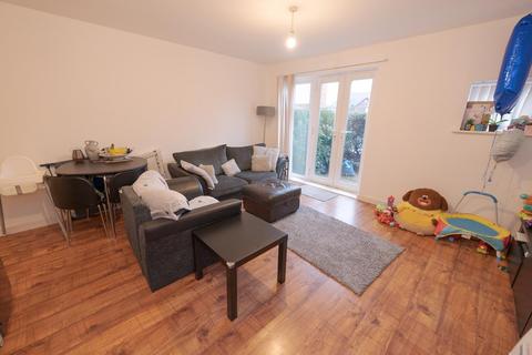 40 Arnold Road, Mangotsfield, Bristol, BS16 9LB