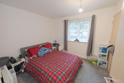 40 Arnold Road, Mangotsfield, Bristol, BS16 9LB