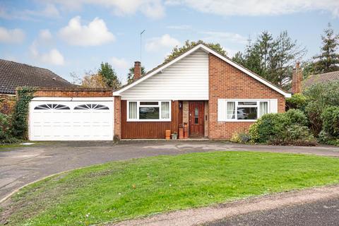2 Rosedale, Ashtead, KT21 2JJ