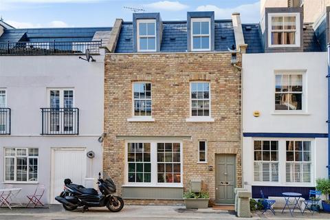 3 bedroom mews to rent, Huntsworth Mews, Marylebone, London NW1