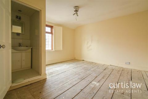 71 Redlam, Blackburn, BB2 1UN
