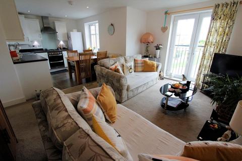 2 bedroom flat for sale - Tilia Way, Bourne, PE10