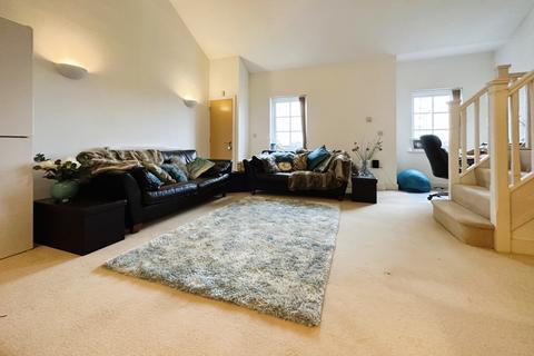 2 bedroom apartment for sale - Boteler Court, Elphins Drive, Warrington, WA4