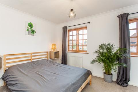 59 Churchfields, Shoeburyness, Southend-on-sea, SS3 8TN