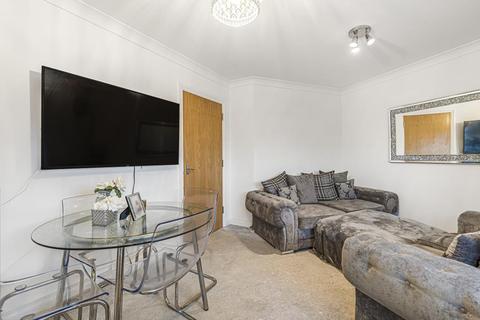 1 bedroom flat for sale - Sunbury-On-Thames,  Surrey,  TW16