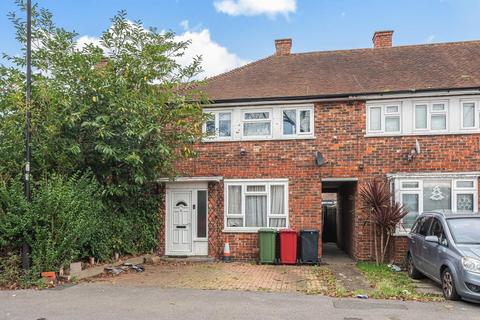 62 Reddington Drive, Slough, SL3 7QU