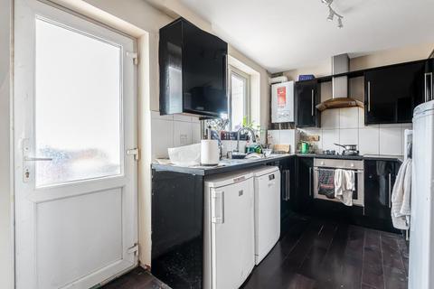 62 Reddington Drive, Slough, SL3 7QU