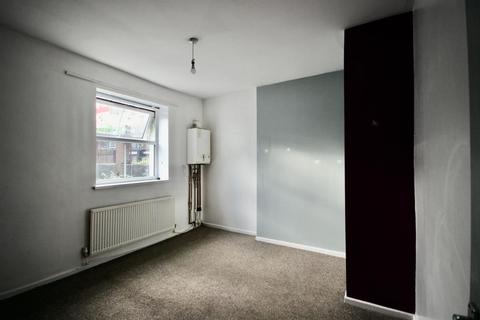2 bedroom flat to rent - C Church Street, Ebbw Vale