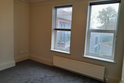 1 bedroom flat to rent, 2 Manygates Park, Wakefield, WF1