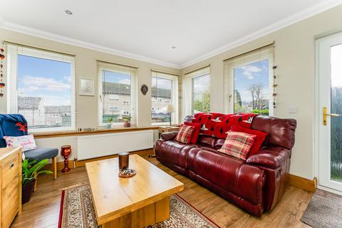 22 Carnethy Crescent, Kirkcaldy, KY2 6BG