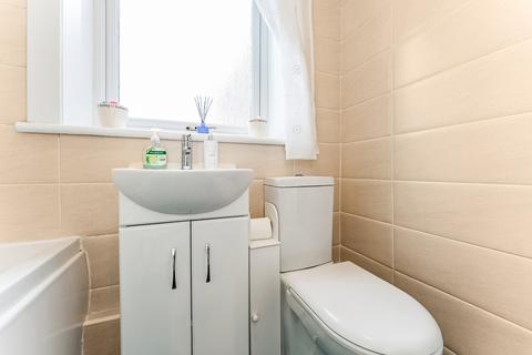 22 Carnethy Crescent, Kirkcaldy, KY2 6BG