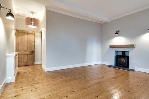 3 bedroom flat to rent - Grosvenor Crescent Lane, Dowanhill, Glasgow, G12 9AB