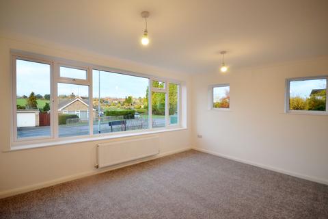 3 bedroom detached bungalow for sale - London Road, Raunds