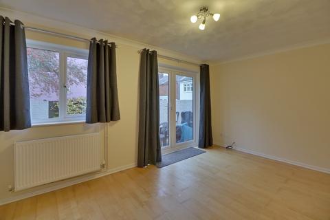 3 bedroom end of terrace house to rent, Artillery Terrace, Southsea Unfurnished