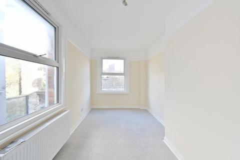 3 bedroom apartment for sale - 10 Rucklidge Avenue, London, NW10 4PS