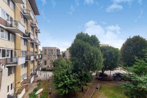 2 bedroom flat for sale - 24 Canterbury Court, Gorefield Place, London, NW6 5SX