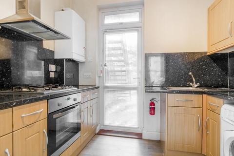 3 bedroom flat for sale - 318A Cann Hall Road, London, E11 3NW