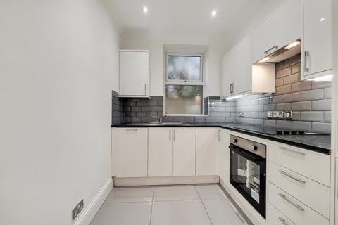 2 bedroom flat for sale - Flat 2, 4 Warren Avenue, Bromley, London, BR1 4BS