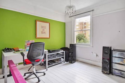 3 bedroom terraced house for sale - Duppas Avenue,  Croydon, CR0