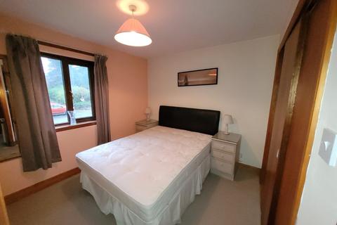 2 bedroom flat to rent - 12 Grant Court, Dumfries, Dumfries And Galloway. DG1 2RB