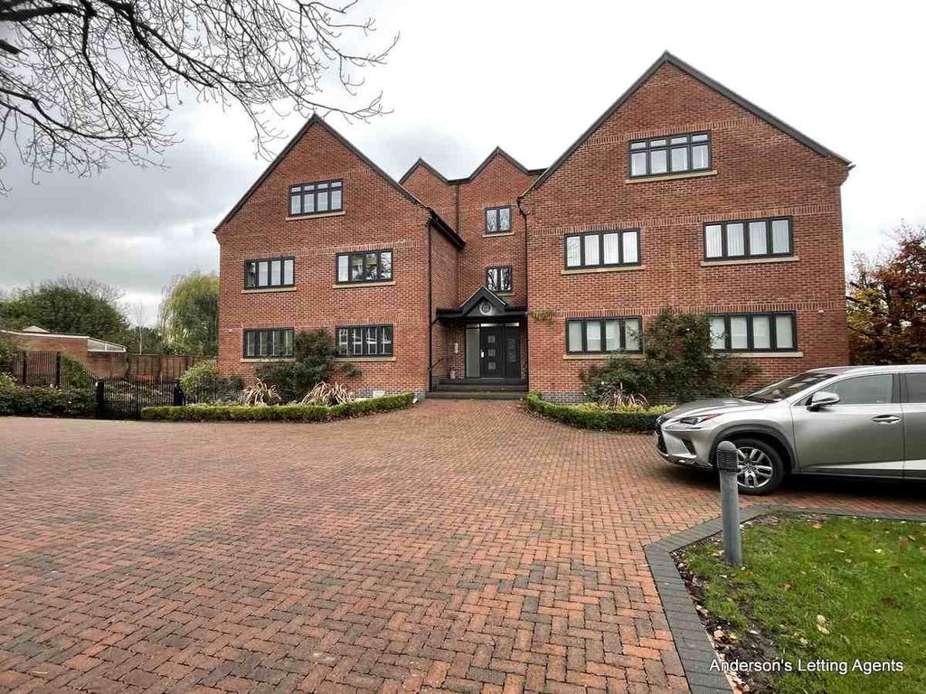 The Par, Evington Lane 2 bed flat £1,250 pcm (£288 pw)