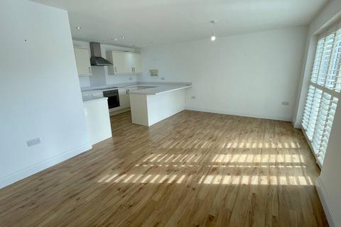 2 bedroom flat to rent, The Par, Evington LE5