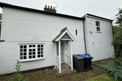 3 bedroom house to rent, 14 Harvest Road Englefield Green Egham Surrey