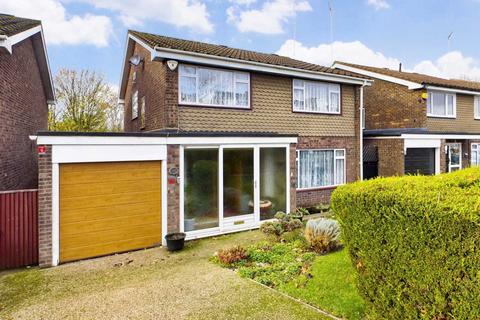 21 Wootton Drive, Hemel Hempstead, HP2 6LB
