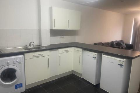 4 bedroom flat share to rent - Westdale Apartments, 14 Western Road, Leicester, LE3