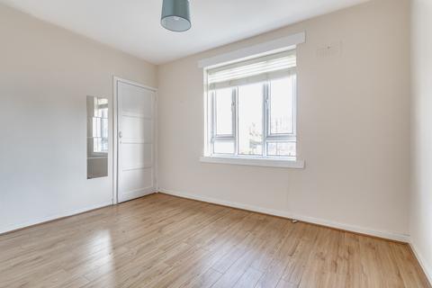 3 bedroom apartment to rent - Dorchester Avenue, Upper Cottage, Kelvindale, Glasgow, G12 0DB