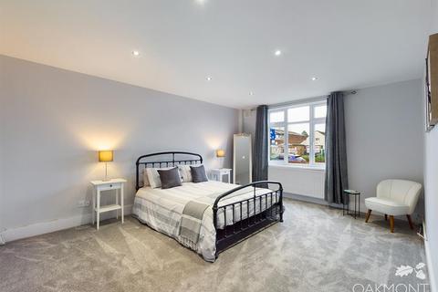 2 bedroom maisonette for sale - Hornchurch Road, Hornchurch