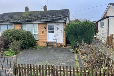 2 bedroom semi-detached bungalow for sale - The Willows, Daventry, Northamptonshire NN11 0PY