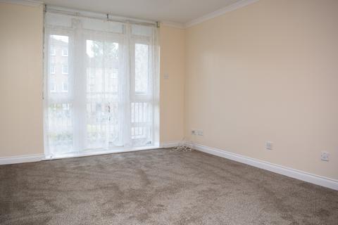 2 bedroom flat to rent, Brunswick Road, Edinburgh EH7