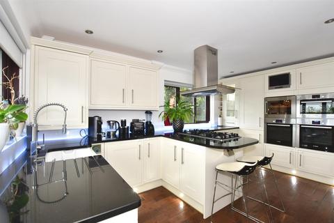 4 bedroom detached house for sale - North Foreland Road, Broadstairs, Kent