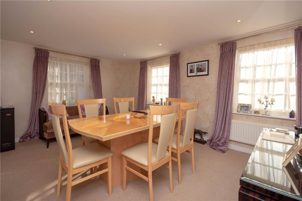 Manor Street, Berkhamsted, Hertfordshire 3 bed flat £875,000