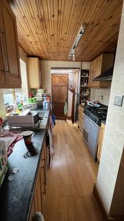 4 bedroom house share to rent - Fircroft Road, London SW17