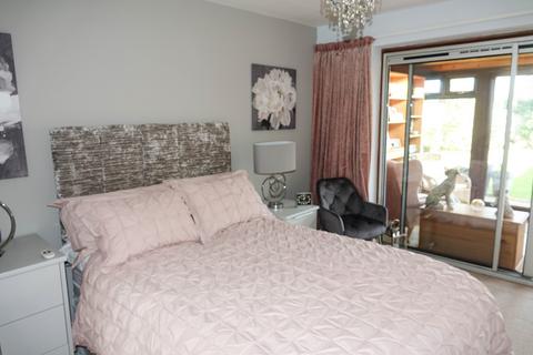6 Brooksmead, Bognor Regis, PO22 8AS