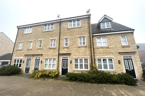 3 bedroom townhouse for sale - Providence Court, Dewsbury