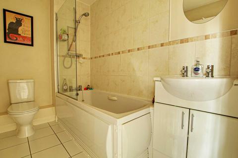 73 Ruskin, Caversham, Reading, RG4 6LF