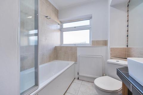 23 Runfurrow, Haddenham, Aylesbury, HP17 8JH