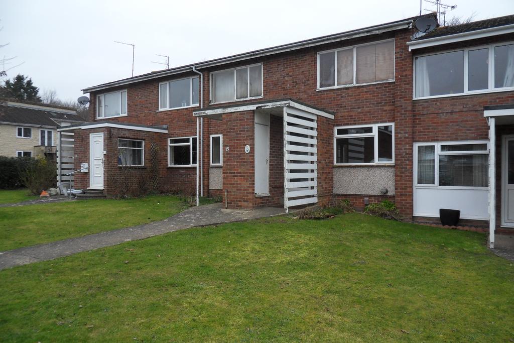 Cherwell Road, Keynsham BS31 2 bed flat £1,050 pcm (£242 pw)