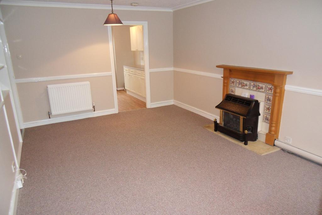 Cherwell Road, Keynsham BS31 2 bed flat £1,050 pcm (£242 pw)