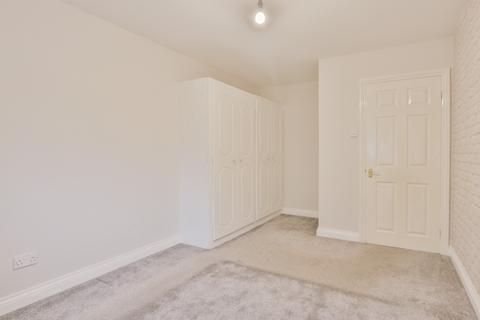 22 Baynard Avenue, Cottingham, HU16 5AA