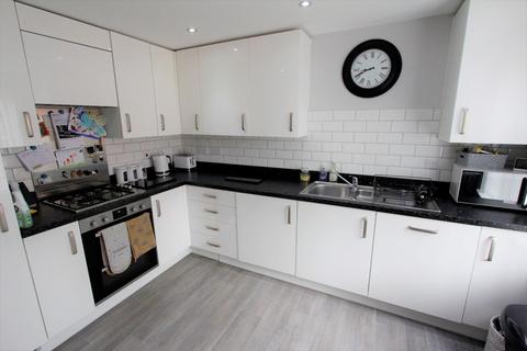 12 Catterick Road, Bourne, PE10 0XT
