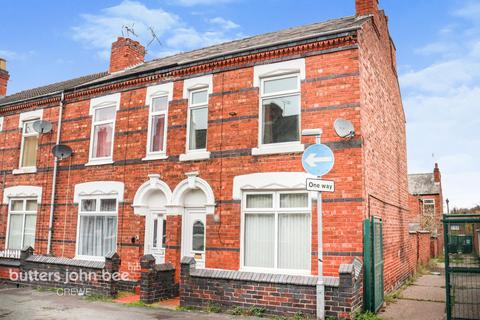 3 bedroom end of terrace house for sale - Elizabeth Street, Crewe