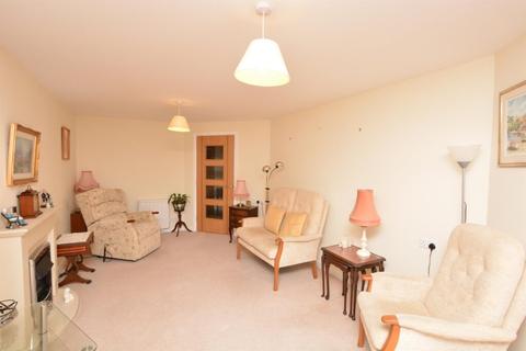 1 bedroom apartment for sale - 15 Hilltree Court, 96 Fenwick Road, Giffnock