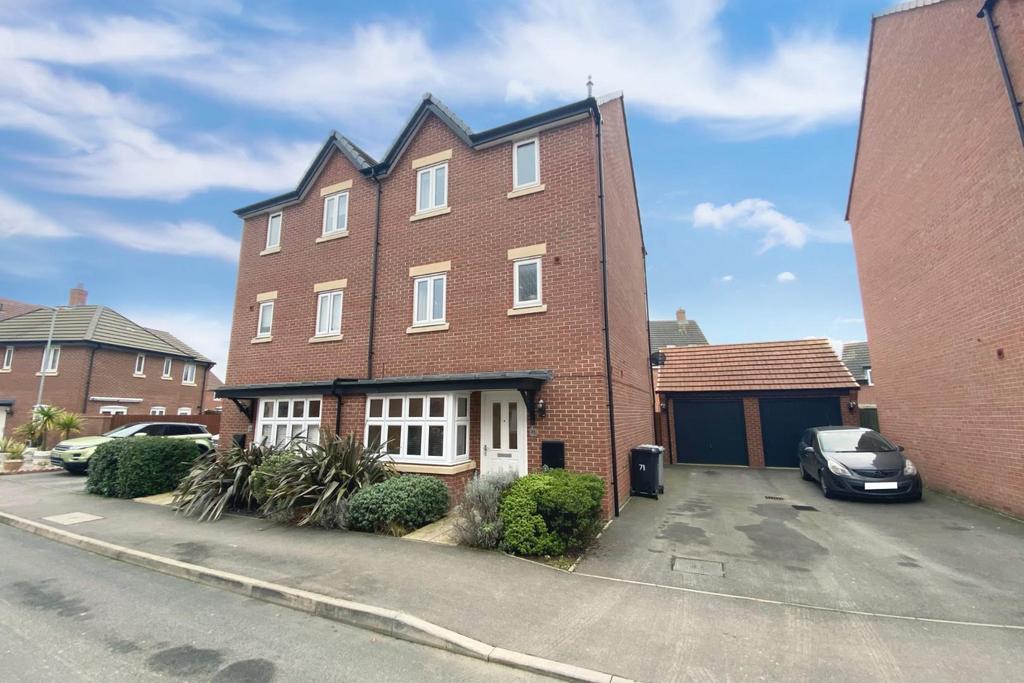 Great Northern Gardens, Bourne, PE10 4 bed semidetached house £275,000
