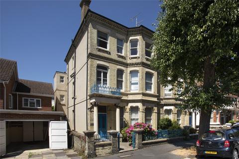 Studio to rent, Norton Road, Hove, East Sussex, BN3