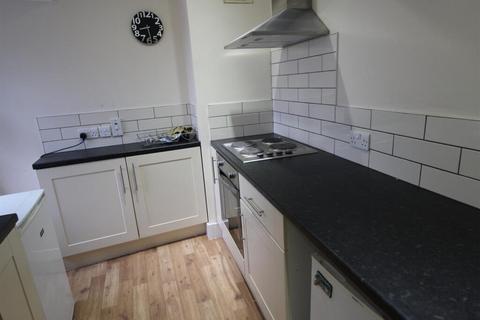 1 bedroom flat to rent, Flat 4, Broadbent House