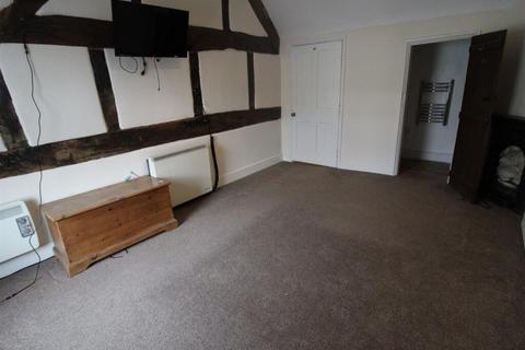 1 bedroom flat to rent, Flat 4, Broadbent House